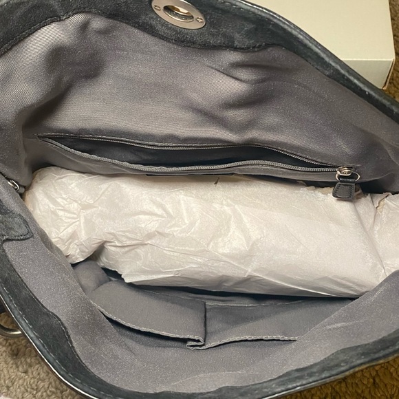 Coach Shoulder Bag - Picture 11 of 14